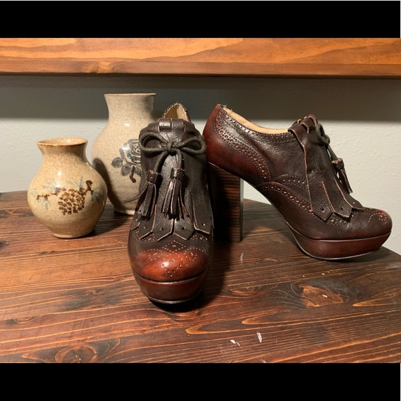 Frye | Shoes | Frye Naiya Kiltie Oxford 